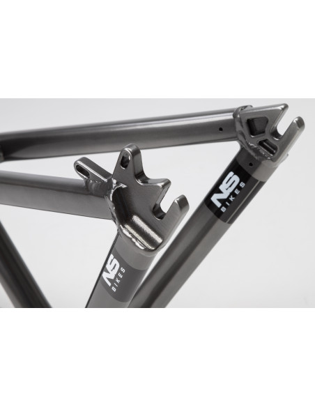 NS BIKES Rama DECADE V2 - 2024 Dark Chrome