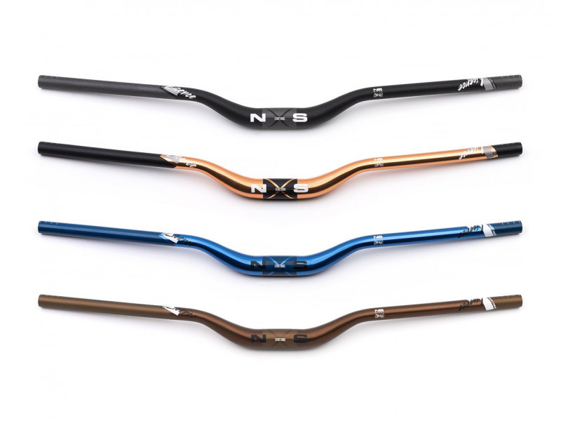 NS BIKES Kierownica LICENCE 35 x 820mm Czarna