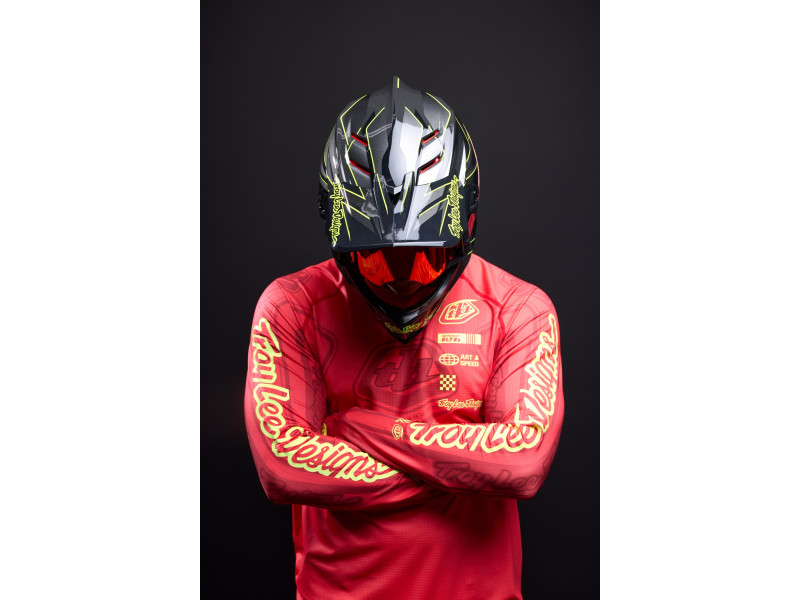 TROY LEE DESIGNS Kask D4 Composite MIPS...